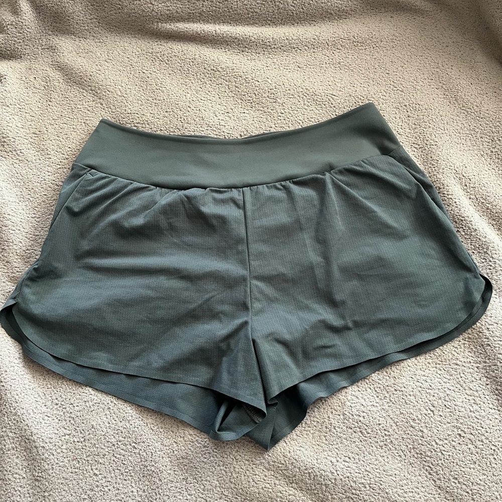 Ultra Stretch Active Running Dark Green Shorts Large - Picture 2 of 9